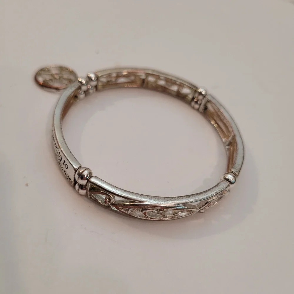 Serenity Prayer Bracelet Womens Silver‎ Tone Stretch Filigree Charm AA 12 step
